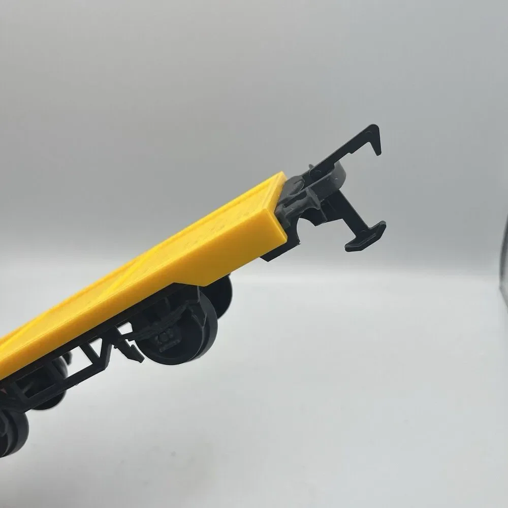 1988 Playskool Express Train Freight Yellow Flat Car With 3 Brown Boxes